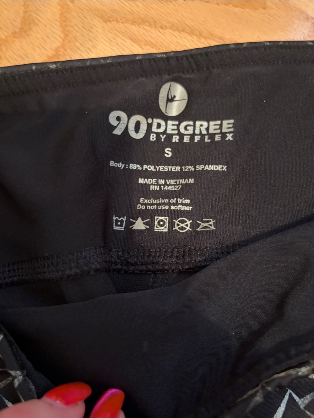 Black & Silver Geometric Print Leggings 90 degrees. Like New. Size Small - Picture 2 of 4
